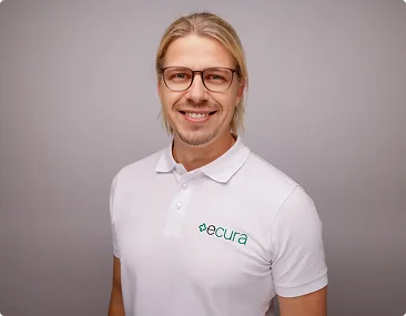 Dr. Julian Rosenberger